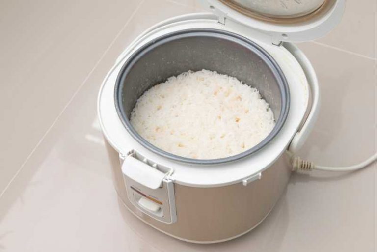 How To Keep Rice From Drying Out In Rice Cooker?