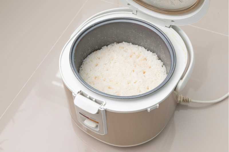 how-to-keep-rice-from-drying-out-in-rice-cooker