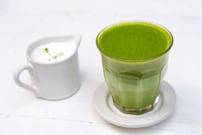 Does Adding Almond Milk To Matcha Reduce Itโs Benefits?