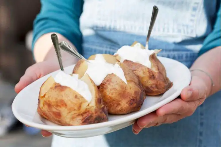 How Long Can Sour Cream Sit Out For Unrefrigerated?