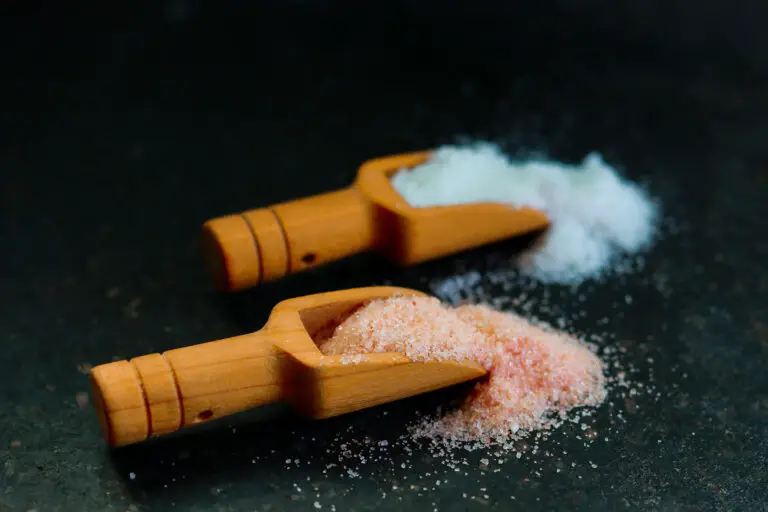 How to salt food properly